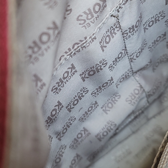 Red Leather Michael Kors Shoulder Handbag Purse Zipper Closure - Picture 15 of 16